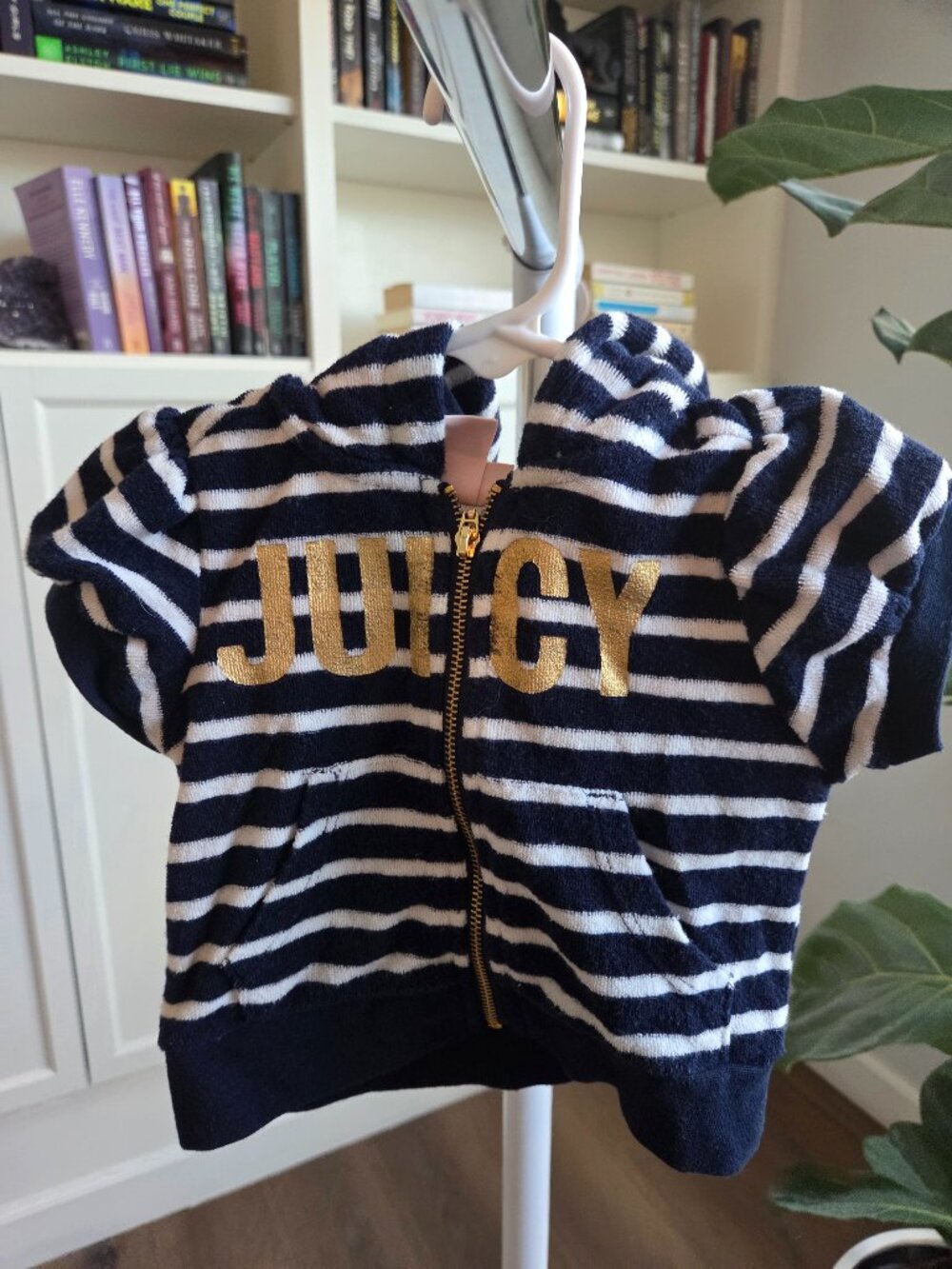 Juicy couture short set